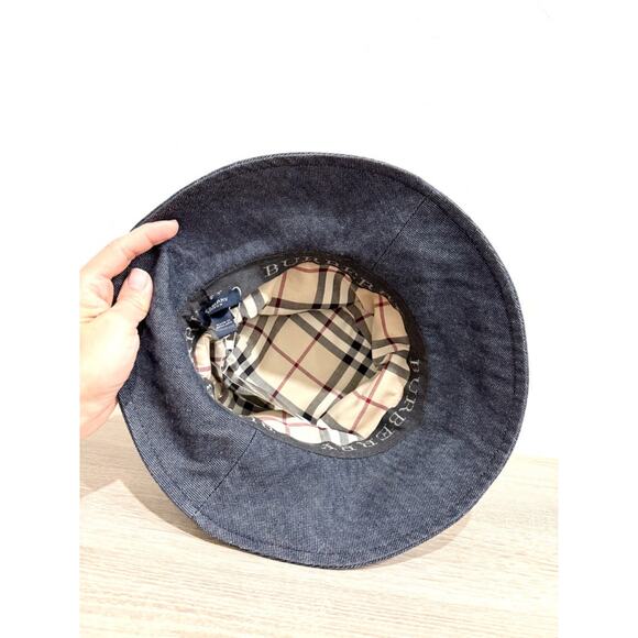 Burberry London Denim Bucket Hat Blue Cotton with Striped Ribbon Size M - Picture 4 of 4